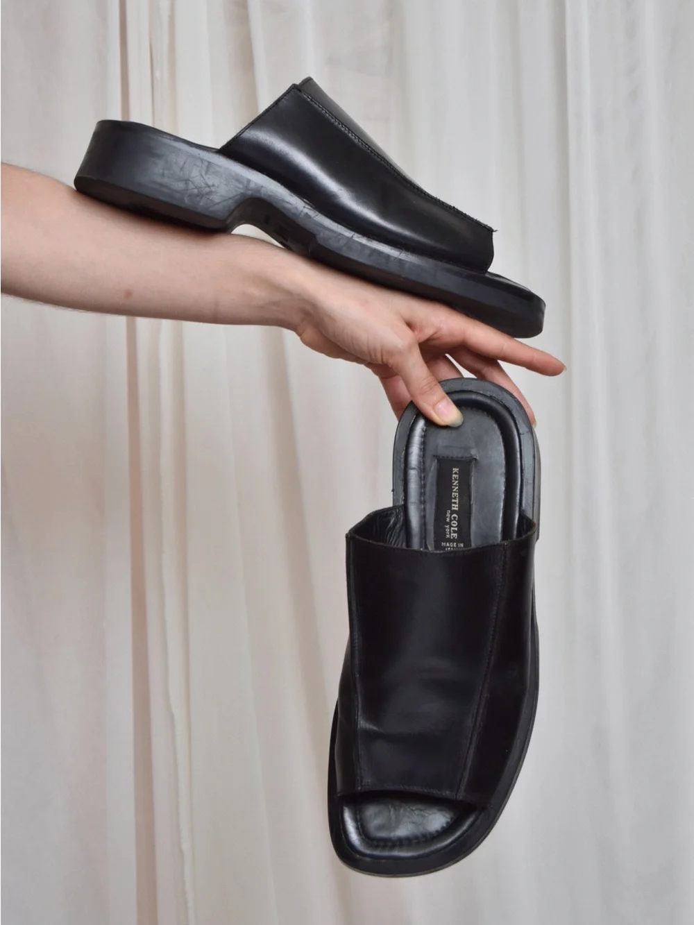 Kenneth Cole Black Leather Slide Sandals
